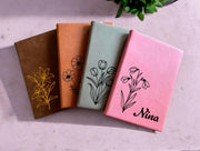 Personalisiertes Notizbuch aus Kunstleder mit Geburtsblume und Wunschname – Das perfekte Geschenk für jeden Anlass