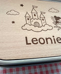Personalisierte Brotdose Edelstahl, mit Namen, Märchen Schloss und Fee, wasserdicht mit Trennsteg & Schneidebrett, Geschenk Kinder