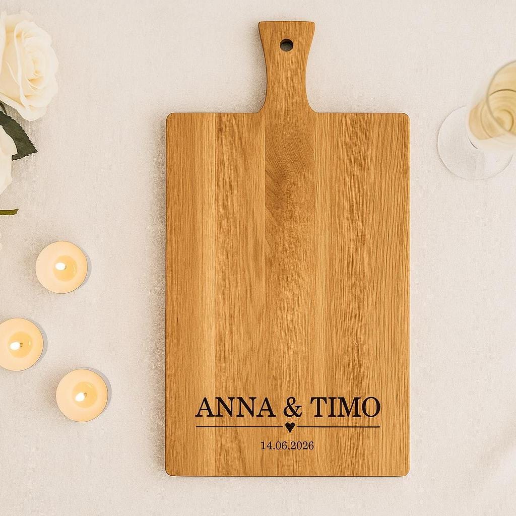 Personalisiertes Schneidebrett Eiche – Hochzeitsgeschenk mit Gravur Name & Datum – Geschenkidee Brautpaar individuell