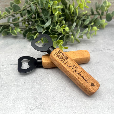 Flaschenöffner aus Holz personalisiert als Geschenk für Papa