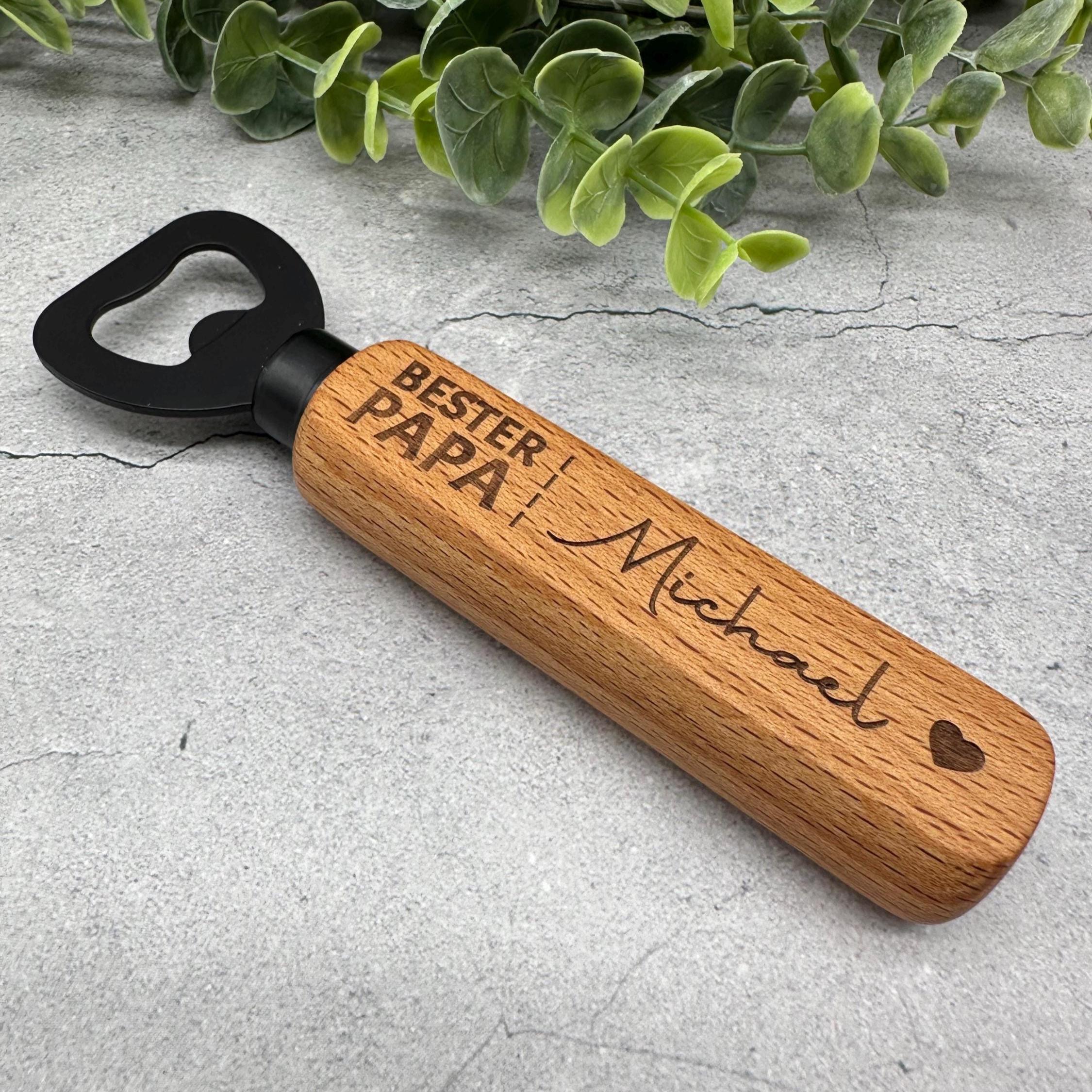 Personalisierter Flaschenöffner aus Holz für Papa mit Gravur "Bester Papa" und Namen | Geschenk für Vatertag, Geburtstag, Weihnachten
