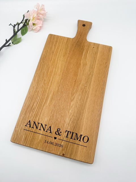 Personalisiertes Schneidebrett Eiche – Hochzeitsgeschenk mit Gravur Name & Datum – Geschenkidee Brautpaar individuell