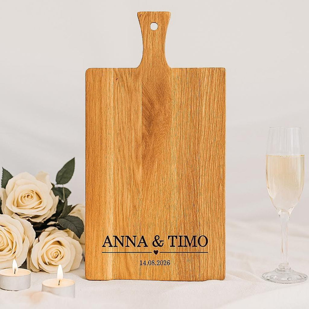 Personalisiertes Schneidebrett Eiche – Hochzeitsgeschenk mit Gravur Name & Datum – Geschenkidee Brautpaar individuell