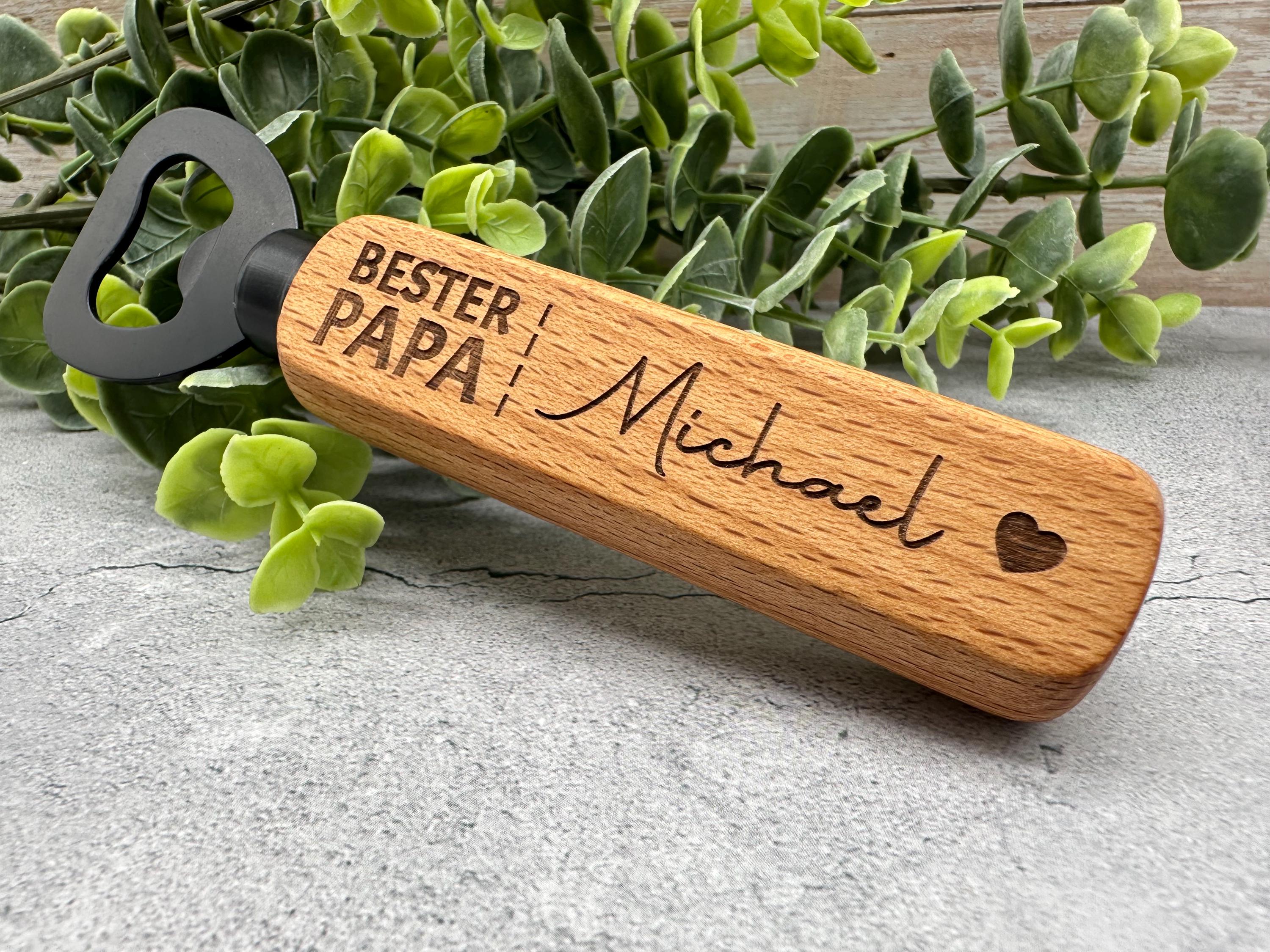 Personalisierter Flaschenöffner aus Holz für Papa mit Gravur "Bester Papa" und Namen | Geschenk für Vatertag, Geburtstag, Weihnachten