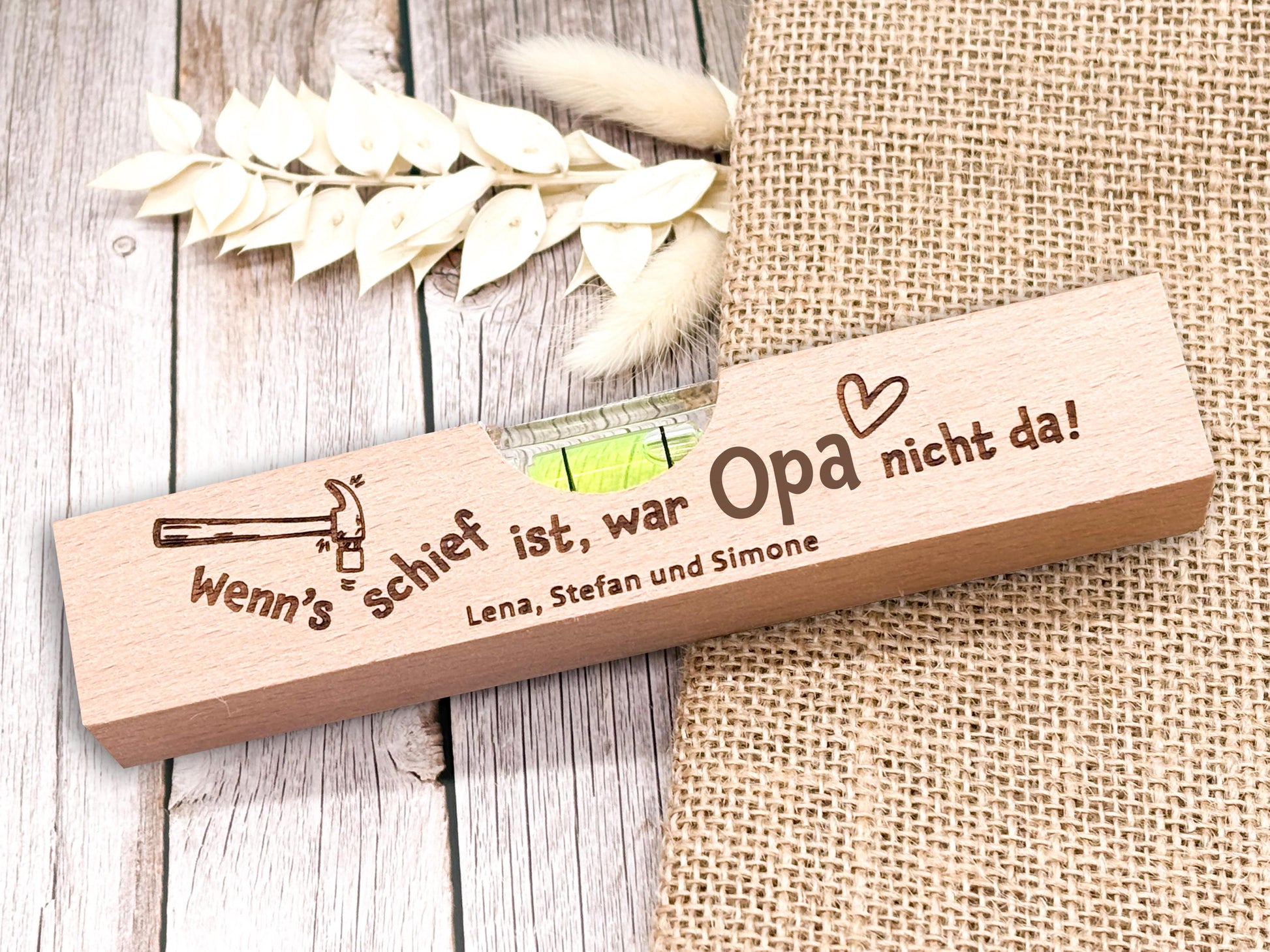 Kleine Wasserwaage mit Gravur als Handwerker Geschenk für Papa