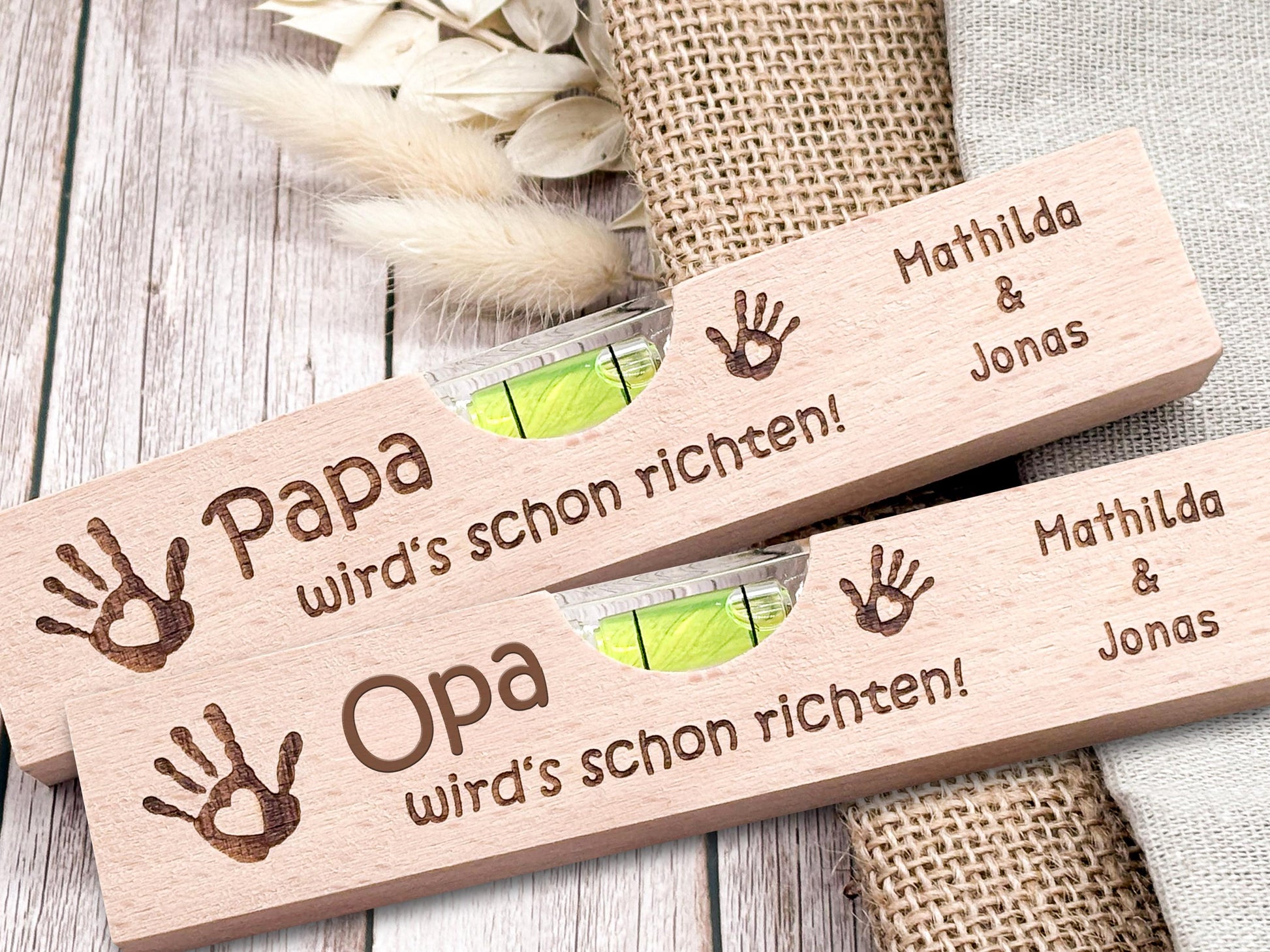 Mini-Wasserwaage aus Buchenholz mit Gravur für Papa