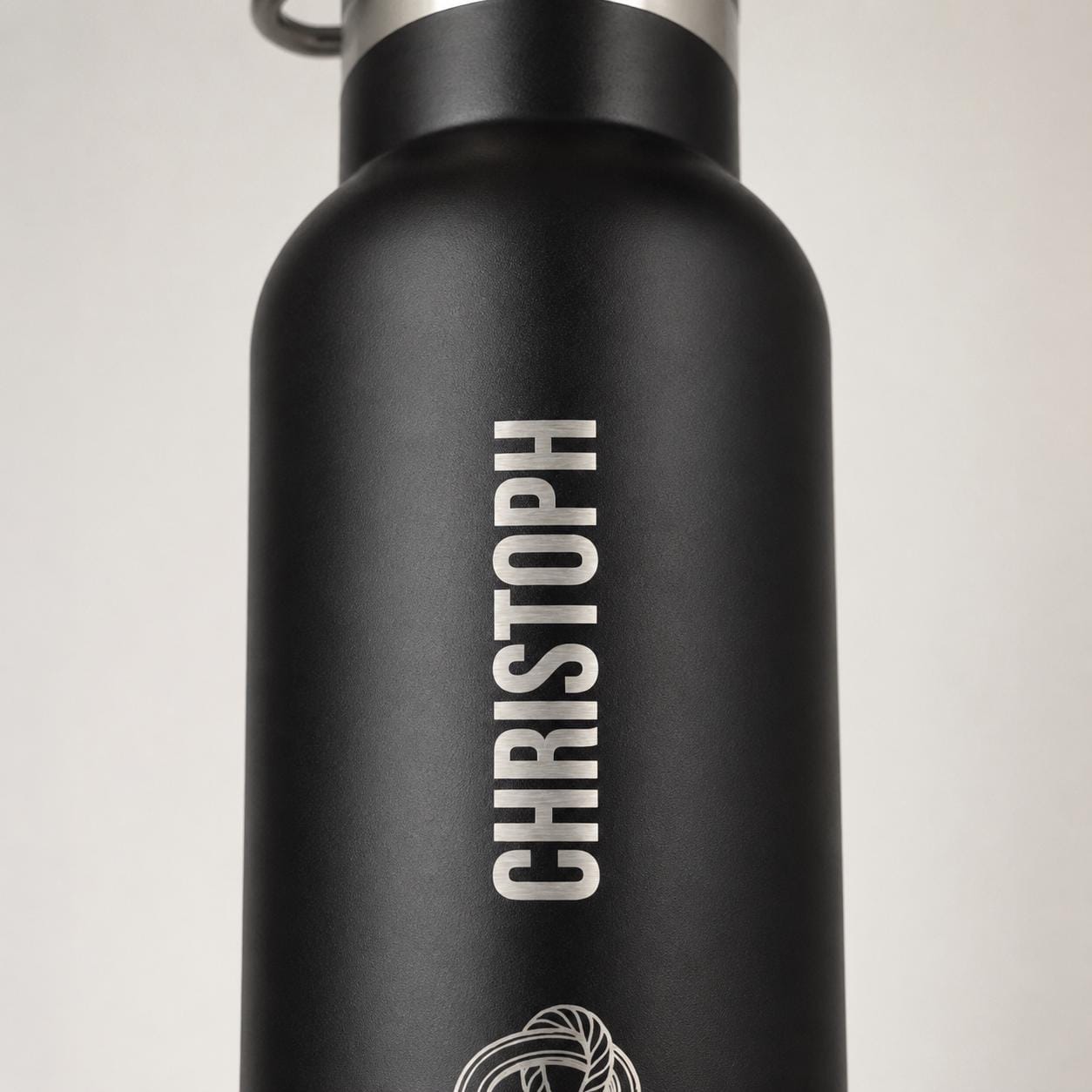 Personalisierte Thermoflasche mit Gravur für Alltag Outdoor und unterwegs