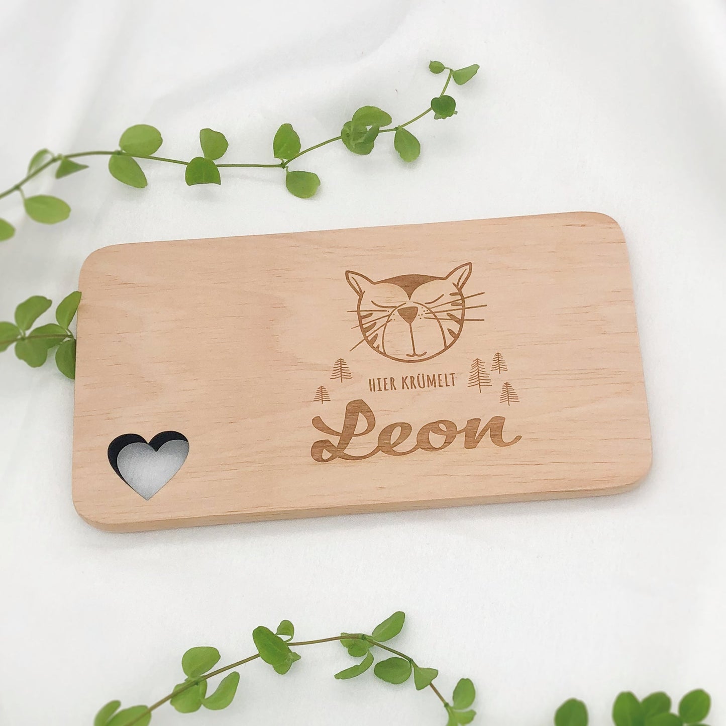 Kinder Frühstücksbrett mit Motiv und Name - Stolz aus Holz